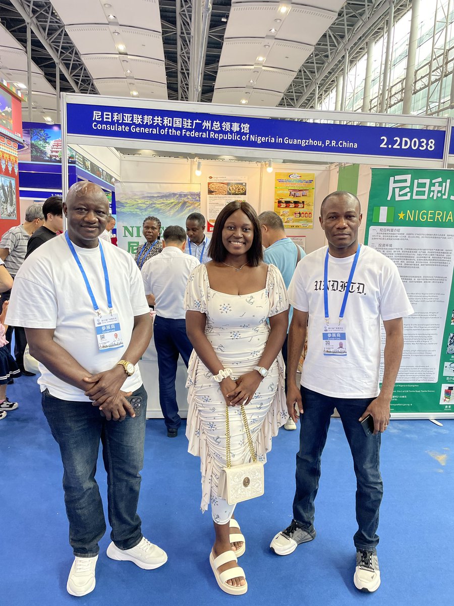 itzAmalee's tweet photo. Met with some great men yesterday at the 31st Guangzhou Fair , at the Stand of Consulate General of the Federal Republic of Nigeria in Guangzhou,P.R.China. https://t.co/e56vI9jfAZ