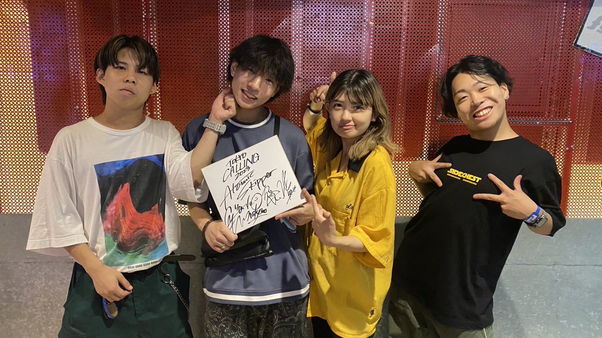 tokyo__calling's tweet photo. 【💭プレゼント企画💭】

9/16(土)17(日)18(月・祝) 開催
TOKYO CALLING 2023

9/16(土)
新宿BLAZE 15:00〜
【Atomic Skipper】
のサイン色紙プレゼント🤲

🫧当Twitterをフォロー
🫧このツイートをRT

↓チケットはコチラから↓
https://t.co/NETVUCfPd1

是非、ご参加下さい🎰

. https://t.co/rbFNmH4BON