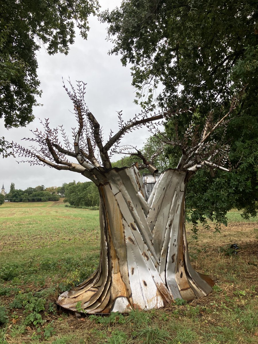 GmurHelen's tweet photo. https://t.co/PuNkpI9Atj
Very special, and very nicely done.
#Geneve #Suisse #walking #Art
From #Collex 🇨🇭via #Ornex 🇫🇷 back to #Collex 🇨🇭
#Geneva #Switzerland #France #Nature #outsideisfree
@MySwitzerland_e https://t.co/SsmoXINC3n