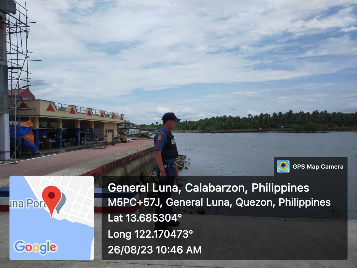 generalluna_mps's tweet photo. On August 26, 2023 from 10:39 AM onwards, personnel of General Luna MPS led by PSMS John Carlos C Marquez conducted foot patrol/police visibility around Poblacion and public market in connection with anti-criminality campaign of the PNP. https://t.co/ABFOOByzYq