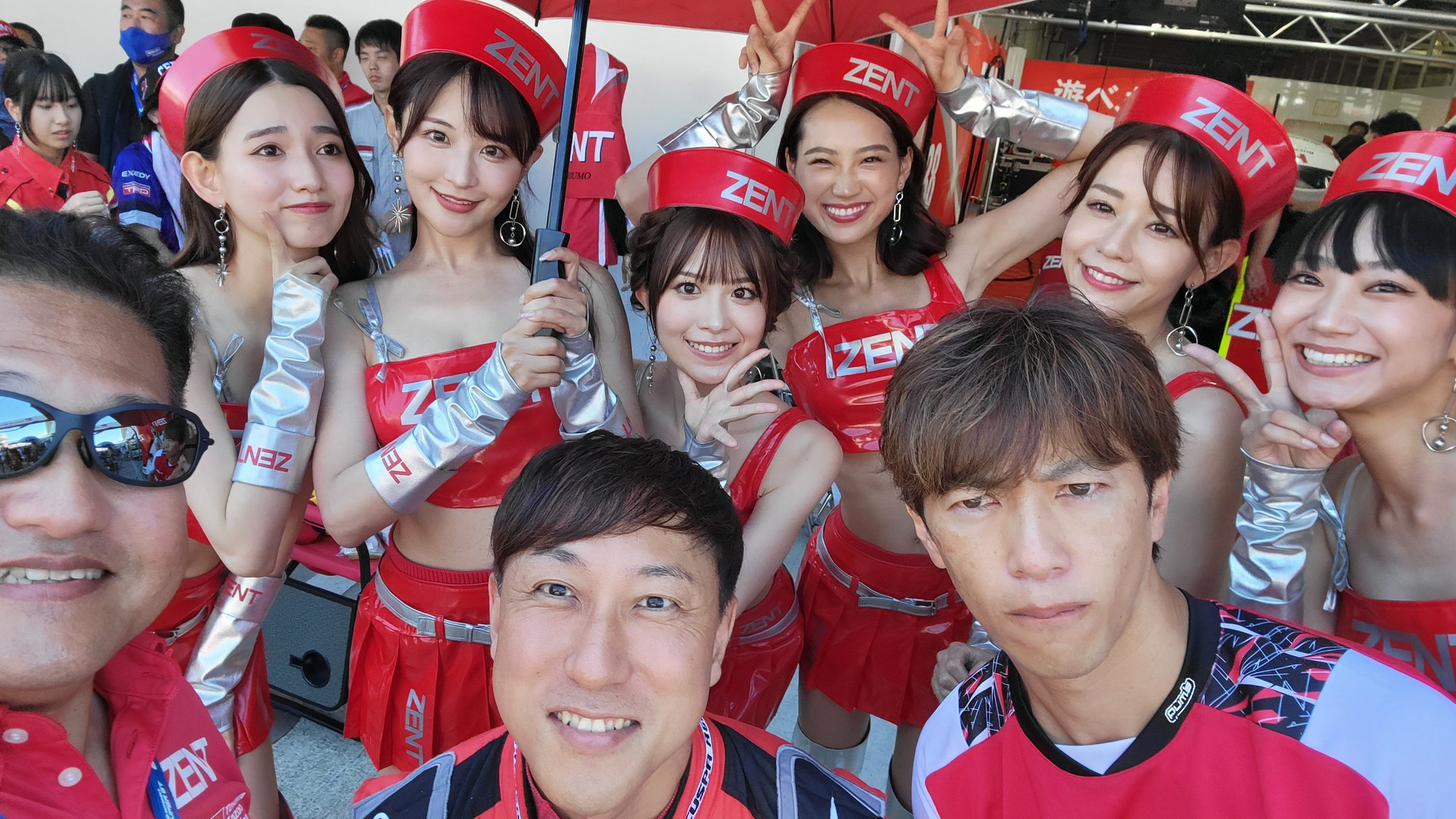 F4idg_lbAAAQ5Gm.jpg:large F4idg_lbAAAQ5Gm.jpg:large