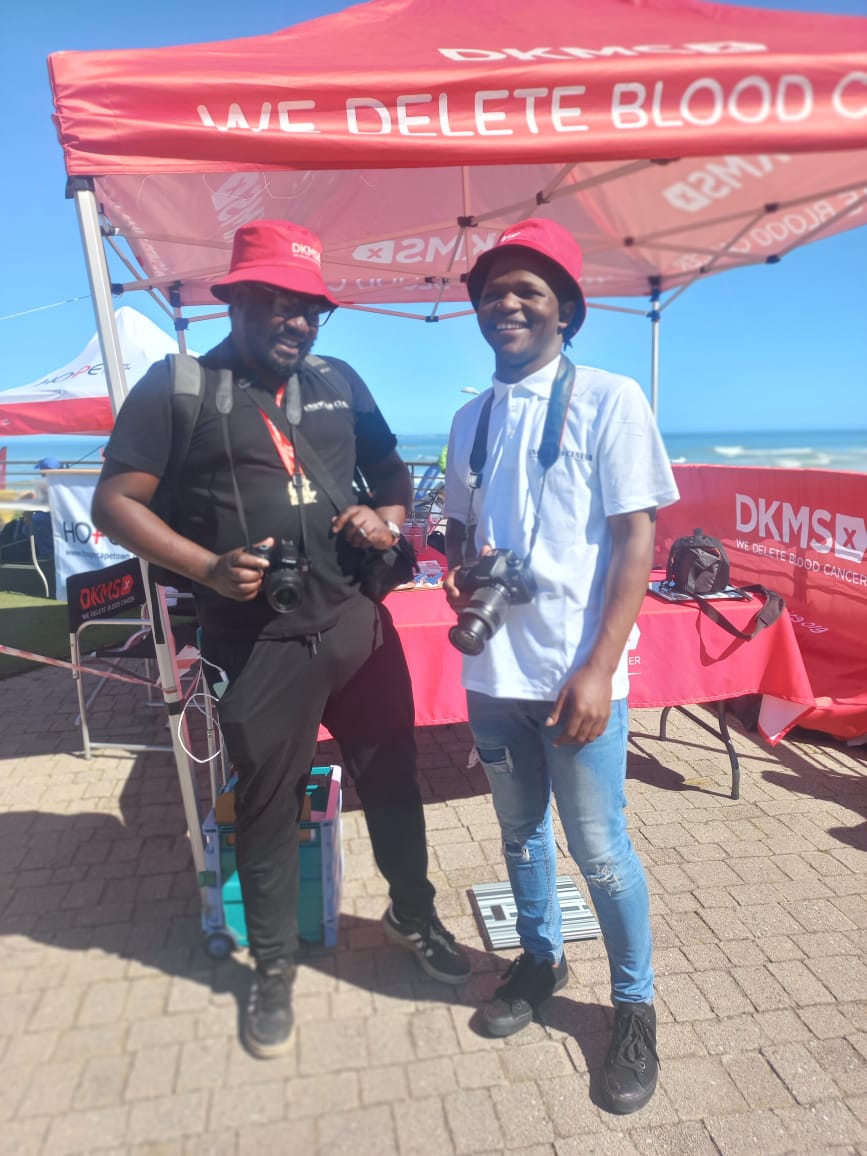 Inqwelo_Cinema's tweet photo. Fun times covering a marathon where @dkms_africa  is also recruiting stem cell donors.

Head on over to their website and find out how you can take part in the fight against blood cancer.

#makeadifference 

📸@duck__Taylor and Yandisa Ka Ndzeku https://t.co/XlhH9fhOWV