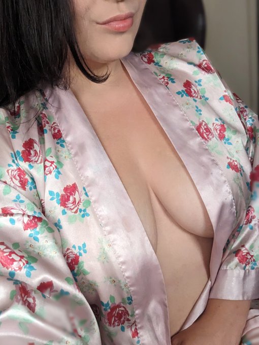 https://t.co/t84BUsT1Lv<a href="/tag/adultwork"class="tags"><span>#adultwork</span></a>
