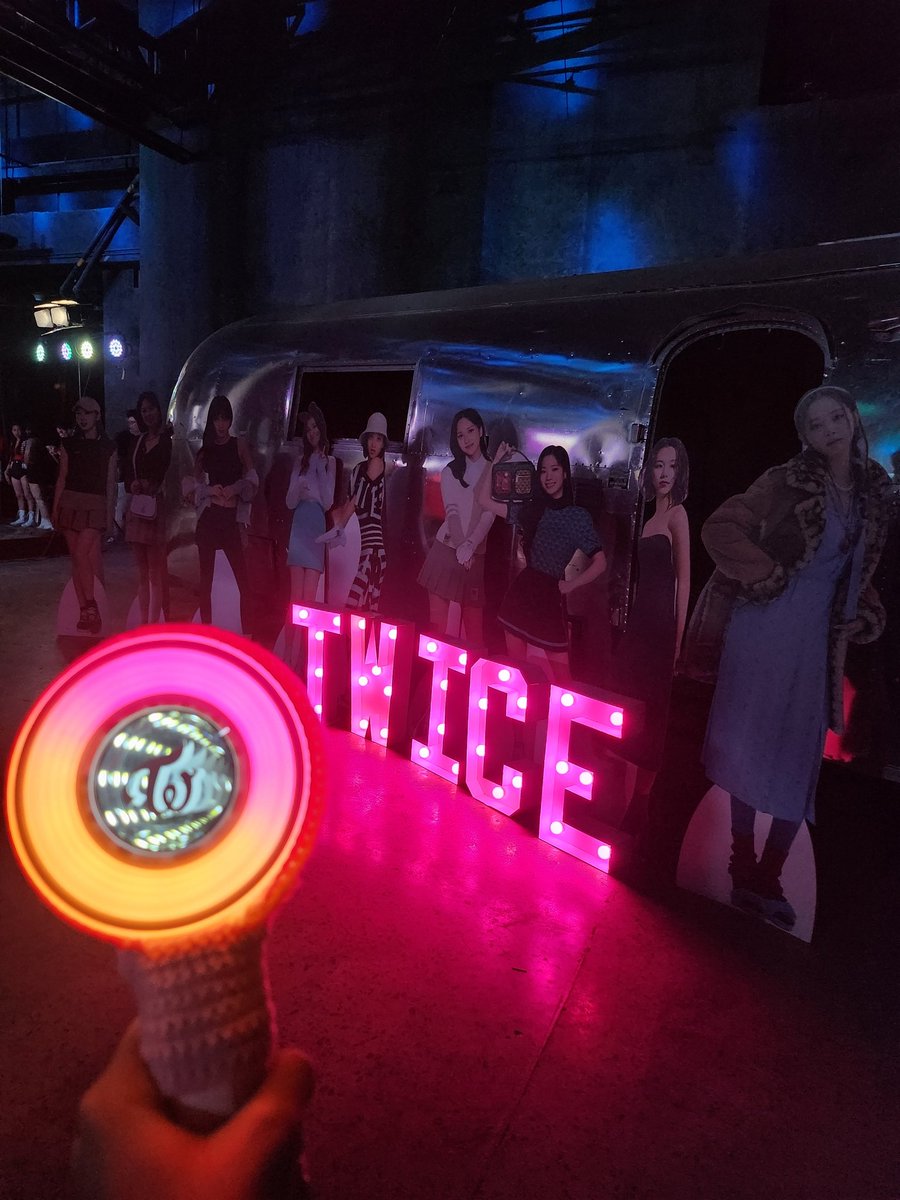 ysjae_dubu's tweet photo. #ONCENIGHT #TWICE #ONCE #ONCENIGHT #KPOP #KmmunityPH #KmmunityPHlovesONCEHQ https://t.co/O2XaAjHw4r