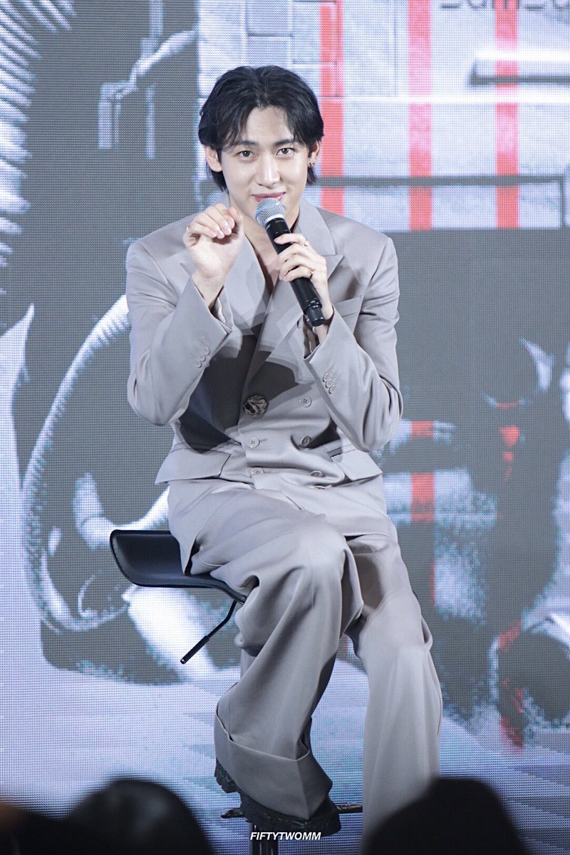 fiftytwomm's tweet photo. สุดแสนจะคิดถึงงงงง 🥺🥺🥺

BAMBAM PRESS CONFERENCE 
#BamBamAREA52inBKK
#แบมแบมแอเรีย52inBKK https://t.co/VkJbh7q8Ow