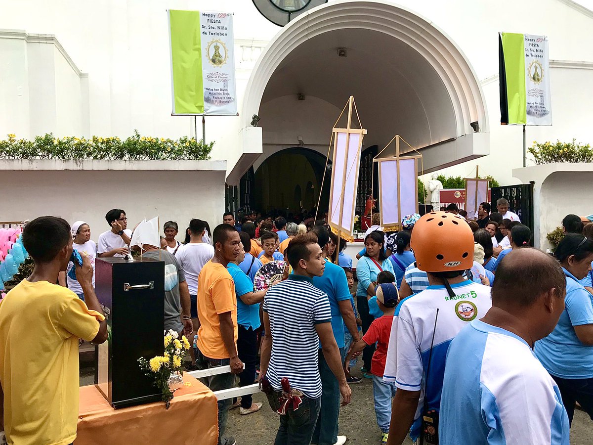 Davestravelworl's tweet photo. Feast Day of St. Nino, 30th June, celebrated in Tacblocan, Philippines yearly since 1889. That year the image of St. Nino was returned to the city after its loss in a ship wreck. #bloggershutrt #theclqrt  #bloggersdreamrt #bloggerstribe @bloggershut @_teamblogger #teamblogger https://t.co/AJBfogq4x9