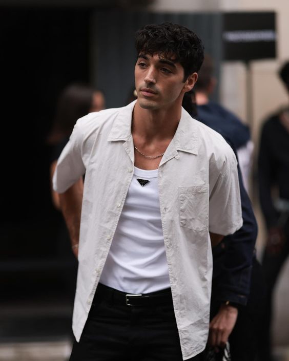 alchemydiaz's tweet photo. the most beautiful man i've ever seen https://t.co/ADtAtnEGUb
