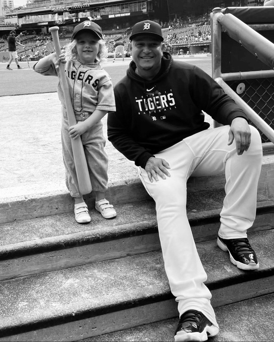 Max Roberts tweet media