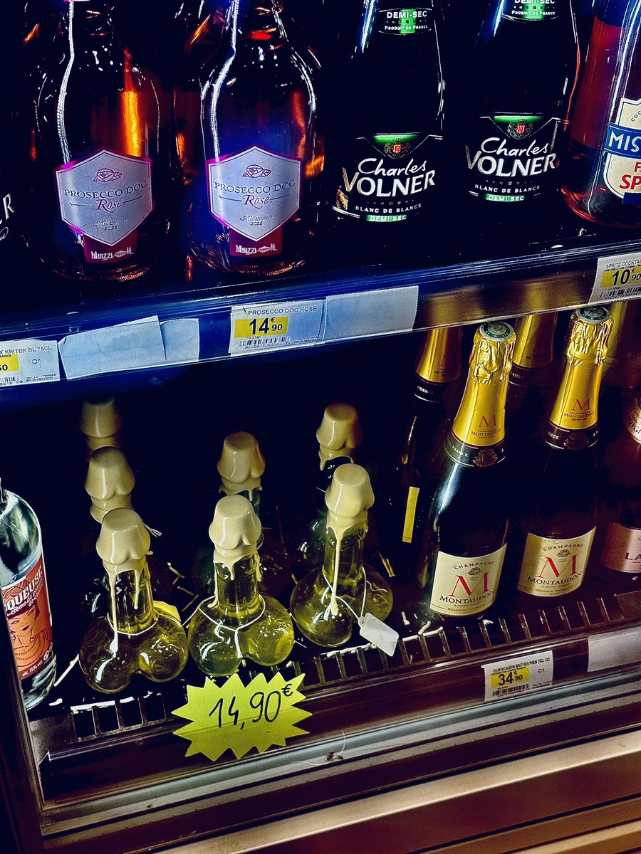 Looking for some wine in Cap d’Agde be like: