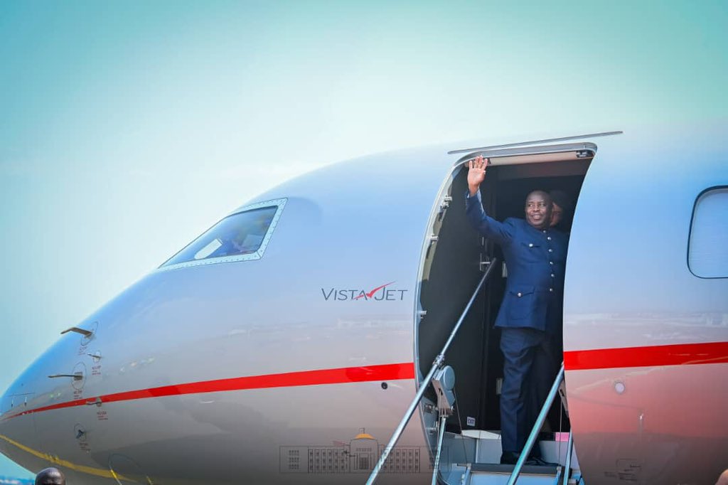 NtareHouse's tweet photo. #Burundi Le Président de la République S.E Evariste #Ndayishimiye a pris l’avion à destination de Kinshasa, en République Démocratique du Congo, où il effectue une Visite d’Etat depuis ce 27 août 2023. https://t.co/tSy61pafTe