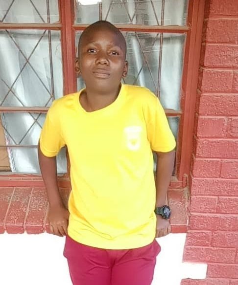 BulawayoForever's tweet photo. I'M SO HEARTBROKEN 💔 THIS is Mayibongwe Dube. As his sister counted votes at a polling station, as a polling agent for ZAPU's @realnigelndlovu; he was  murdered at their home at night. He will be buried on Tuesday in Bulawayo. #JusticeforMayibongwe #RestInPeace 😭😭‼️ https://t.co/Qtk7QXLKZ3
