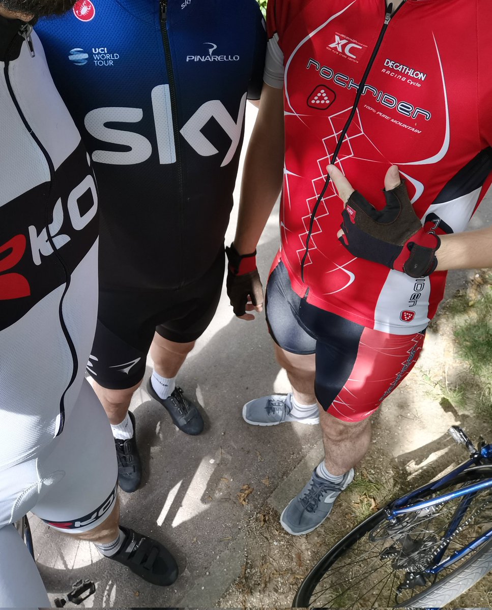 Pup_Matt's tweet photo. Cyclist pup gang is back on track w/ @PupNago @Pup_Dash1 https://t.co/wJ9e9ySvit