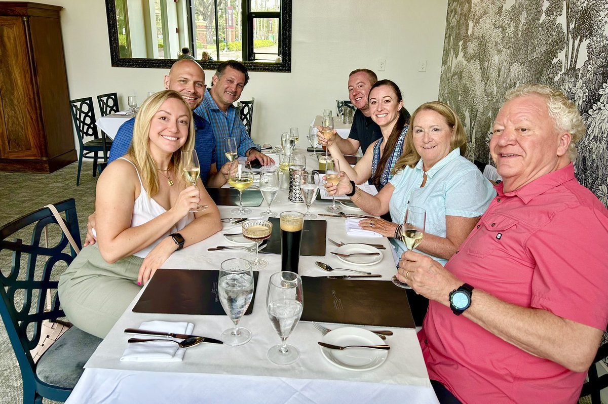 Adrienne Gang tweet media