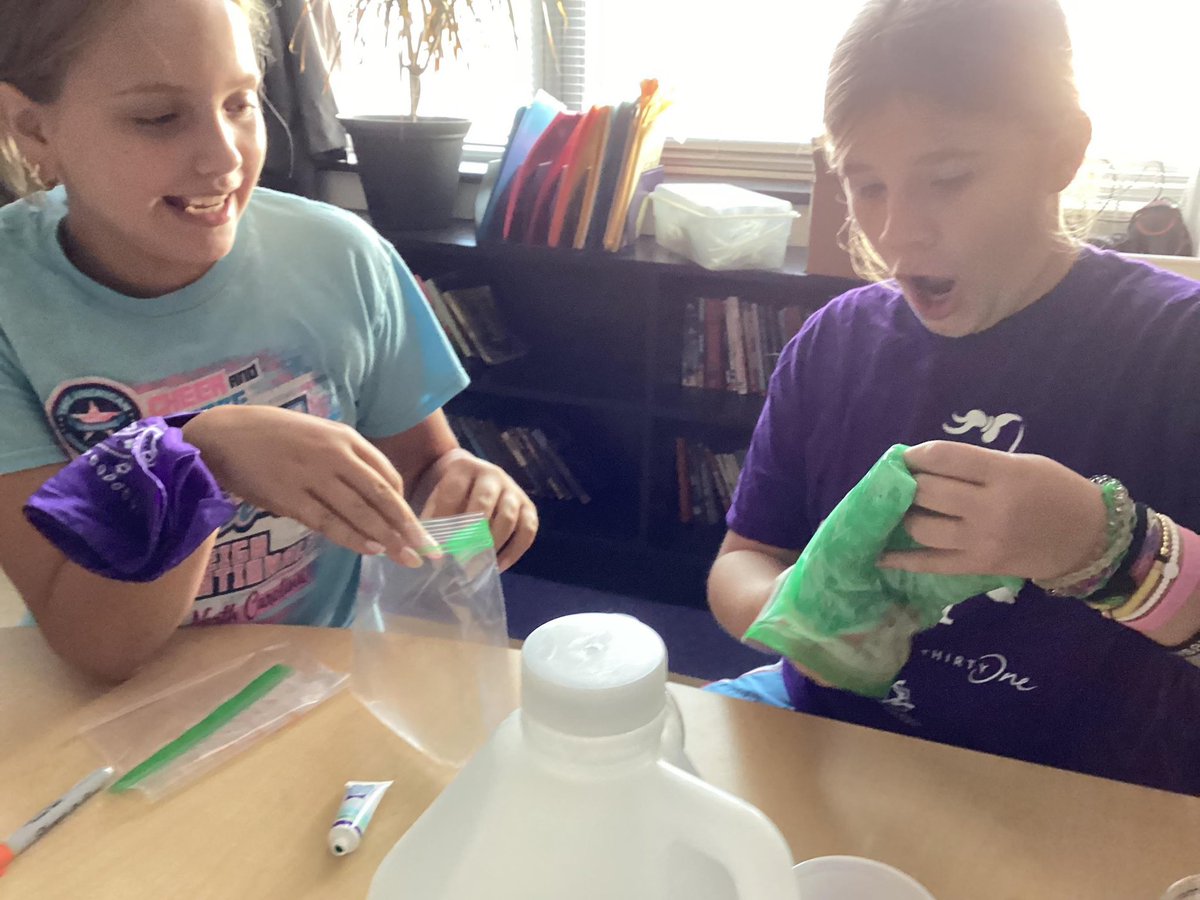 Gina Ritchie tweet media