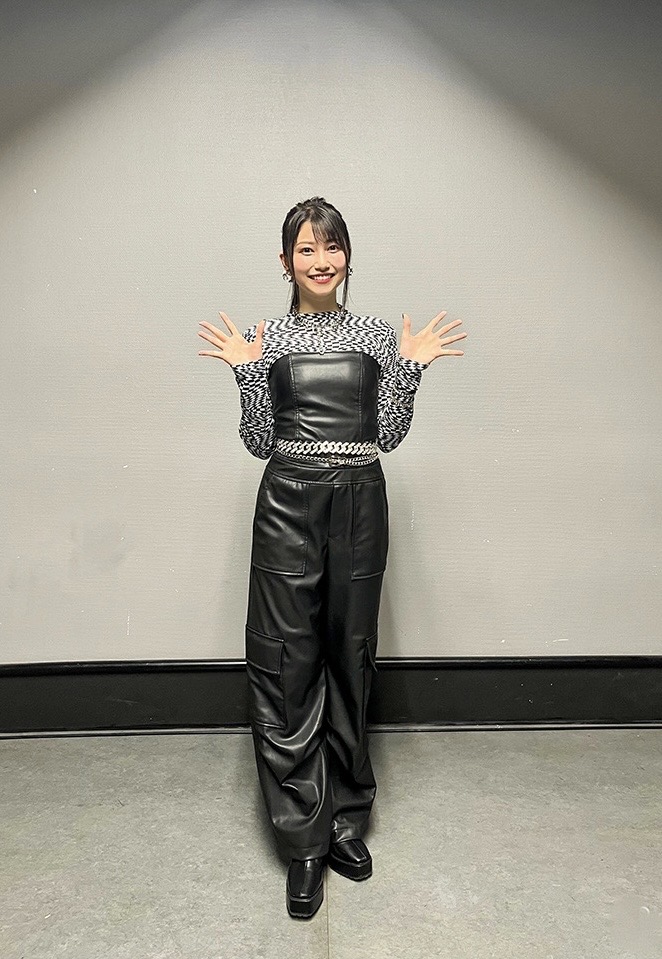 雨宮天 Sora Amamiya artist official on X: 雨宮天 Sora Amamiya artist official on X: