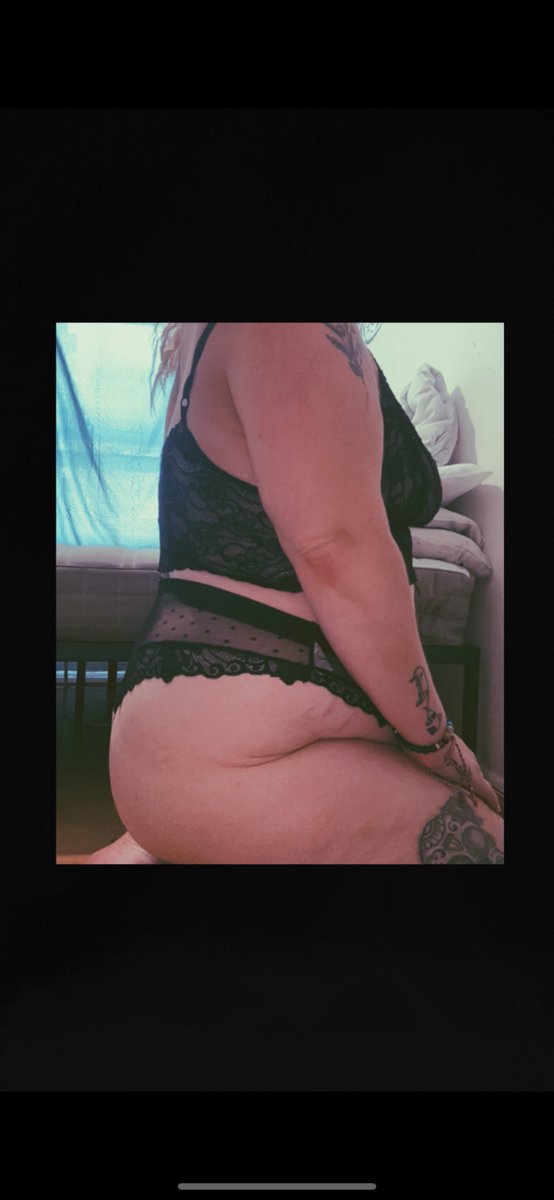 onlyskye15's tweet photo. #newtwitter #twitter #new #CheckOut #onlyfansgirl #onlyfan #of check my page out 🤷🏼‍♀️ https://t.co/n265CJ6uHq https://t.co/gHKzLAU0M5