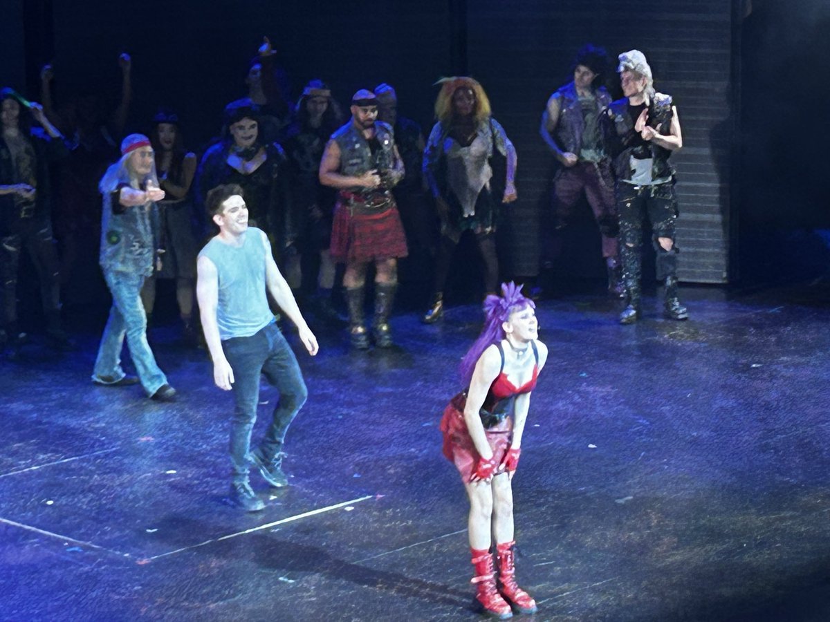 ElenaSkyeFans's tweet photo. well here we go.. the last show ever of wwry. @EllieJadeS's scaramouche has been absolutely iconic and it's been so good to see her play it rightfully in the west end this summer. one last time skyeramouche 💜 https://t.co/RVzvOejAaH
