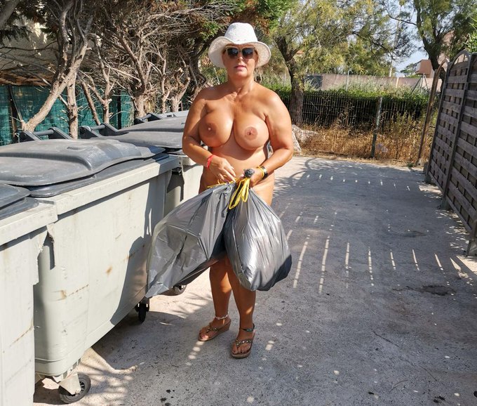 I am back in France, 34 degrees last week, now only 20 https://t.co/GtJszo7ERV<a href="/tag/nude"class="tags"><span>#nude</span></a><a href="/tag/nudist"class="tags"><span>#nudist</span></a><a href="/tag/fkk"class="tags"><span>#fkk</span></a><a href="/tag/nudistfotos"class="tags"><span>#nudistfotos</span></a><a href="/tag/nudechrissy"class="tags"><span>#nudechrissy</span></a>