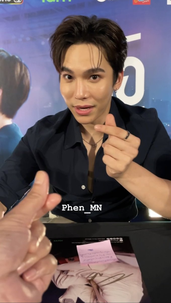 Phen_MN's tweet photo. ได้บอกรัก พี่แม้กกับน้องณฐแล้ว อิ่มใจ💖💙🍼🦖
วนอยู่พารากอนไม่ไปไหน🤣🤣
 #ดื้อเฮียEP1กับอี้เดียว
#MaxNat #ฮาร์ทดิสของแม้กณฐ https://t.co/BheBjfPcHX