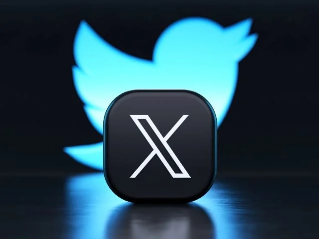 JameSeven_'s tweet image. 🐦🐦 #AlgorithmX @X
The Twitter/X Algorithm
- (Update August, 23)
News for Twitter/X enthusiasts! The open-source X algorithm lets you track changes and examine the code. Keep up with the new X algorithm after the August 2023 update to connect with your audience better.