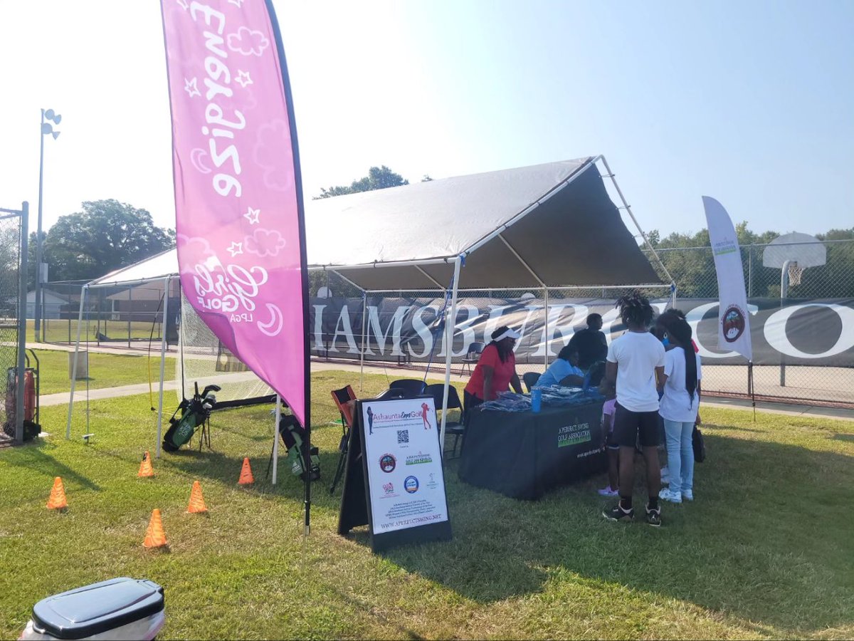 Fun day sharing #golf with the youth at the Williamsburg County First Steps Back to School Funday in Kingstree, SC! Thank you to the participants and volunteers!
#aperfectswing #apsfoundation #girlsgolf #growingthegame  #GolfRoadWarrior #KingstreeSCgolf #makegolfyourthing #GCBAA