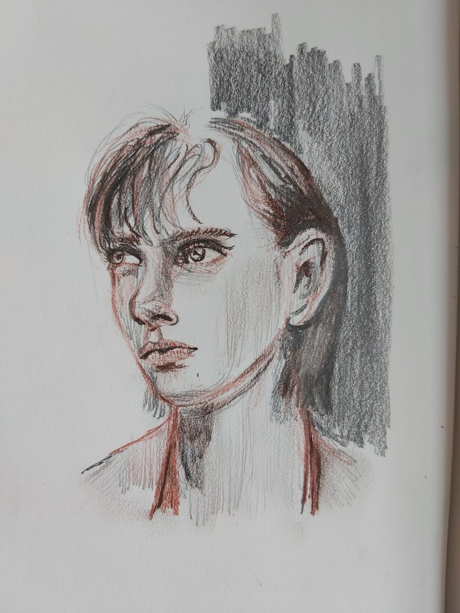 Portrait 🖤❤
#sketchbook #portraitsketch #artportrait