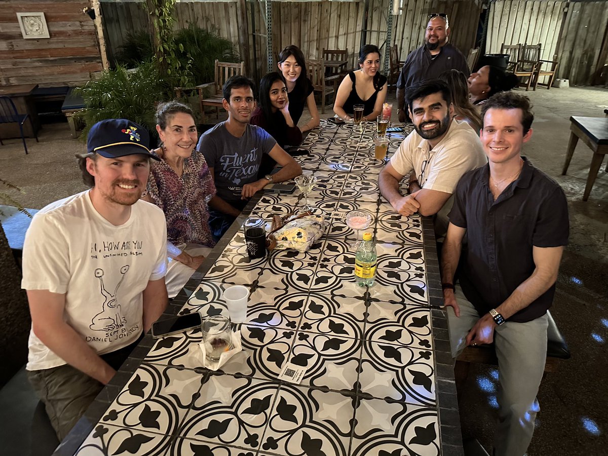 UT San Antonio Surgery Residents (@uthsasurgres) on Twitter photo Great night of music 🎶 with Dr. Kitano (<a href="/mkitano7/">Mio 幸緒 Kitano, MD, MPH, FACS, FSSO (she/her/hers)</a>). Great surgeon, great musician! Thanks to all of the faculty and residents showing their support!!
#gensurgresidency #surgeryresidency #surgfam Great night of music 🎶 with Dr. Kitano (<a href="/mkitano7/">Mio 幸緒 Kitano, MD, MPH, FACS, FSSO (she/her/hers)</a>). Great surgeon, great musician! Thanks to all of the faculty and residents showing their support!!
#gensurgresidency #surgeryresidency #surgfam