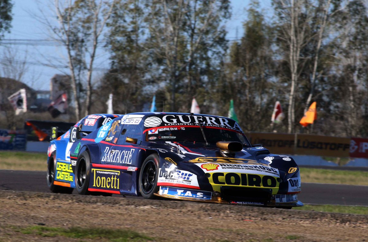 na_esquivel's tweet photo. 🚣 Gran avance en la serie hasta el P4 🔥
🫡 Vamos con todo a la final a partir de las 13.45 por TVPublica 🖥️
#NE105 🔸 #TCMouras https://t.co/ccliZ4wrYu