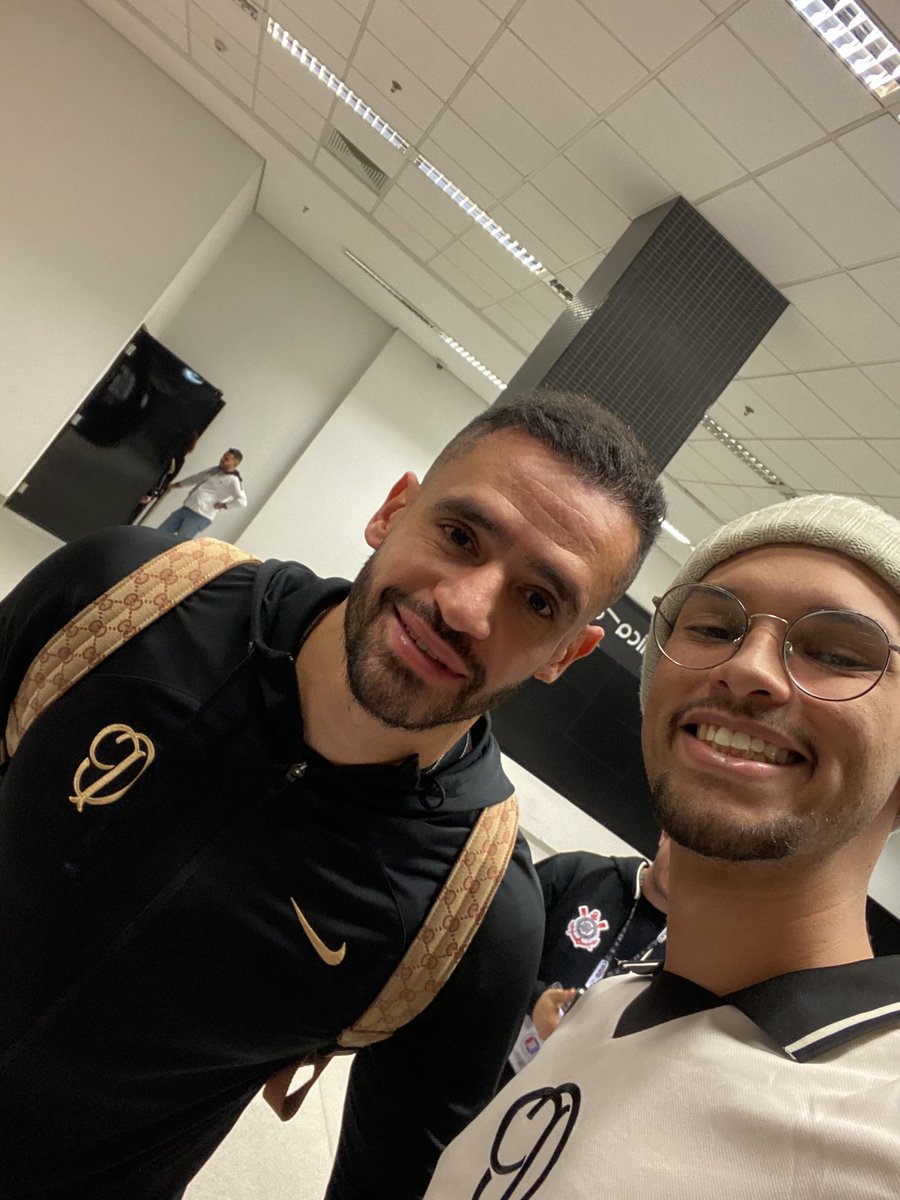 henrique tweet media