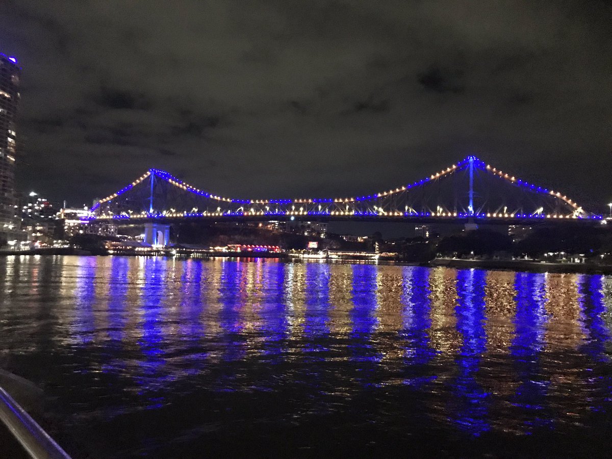 JSTA_Japanese's tweet photo. 🌉🌉🌉🌉🌉🌉
橋(hashi) bridge

陸橋(rikkyō) overpass
鉄橋(tekkyō) railroad bridge
吊り橋(tsuribashi) suspension bridge
桟橋(sanbashi) pier https://t.co/Pr48DUOBdH