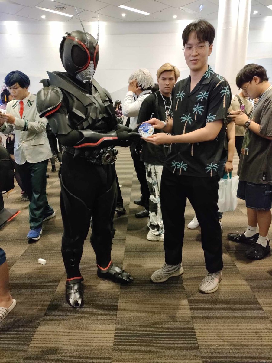 yaaamliwan's tweet photo. My black sun cosplay suit part 7 #仮面ライダー #仮面ライダーブラックサン https://t.co/NRGhQZKIpY