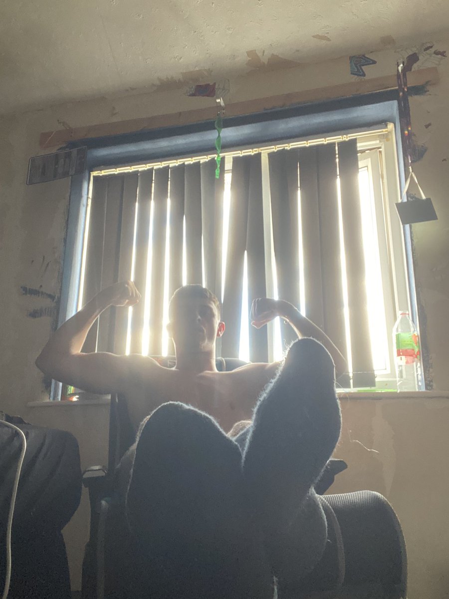 Who wants me to crush them with my muscles and stand on them with my sweaty socks 

cashsub #cashfag #cashmaster #cashgod #findom #finsub #payslave #humanatm #walletdrain #cashcunt #financialdomination #paypig #buyingnudes #sellingcontent #ContentCreator #sugarbaby #beta