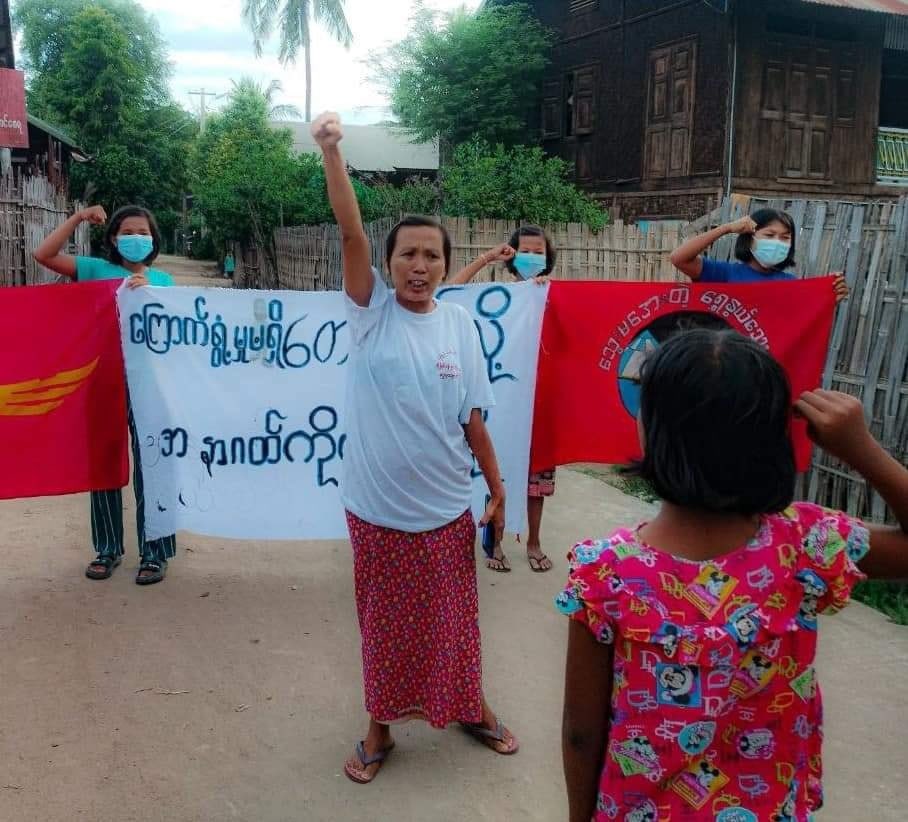 TTFR__Myanmar's tweet photo. The determined civilians continued their daily protest in #YinMarBin, #Sagaing. #HelpMyanmarIDPs
#2023Aug27Coup
#WhatsHappeningInMyanmar https://t.co/gyvEYV8RSU