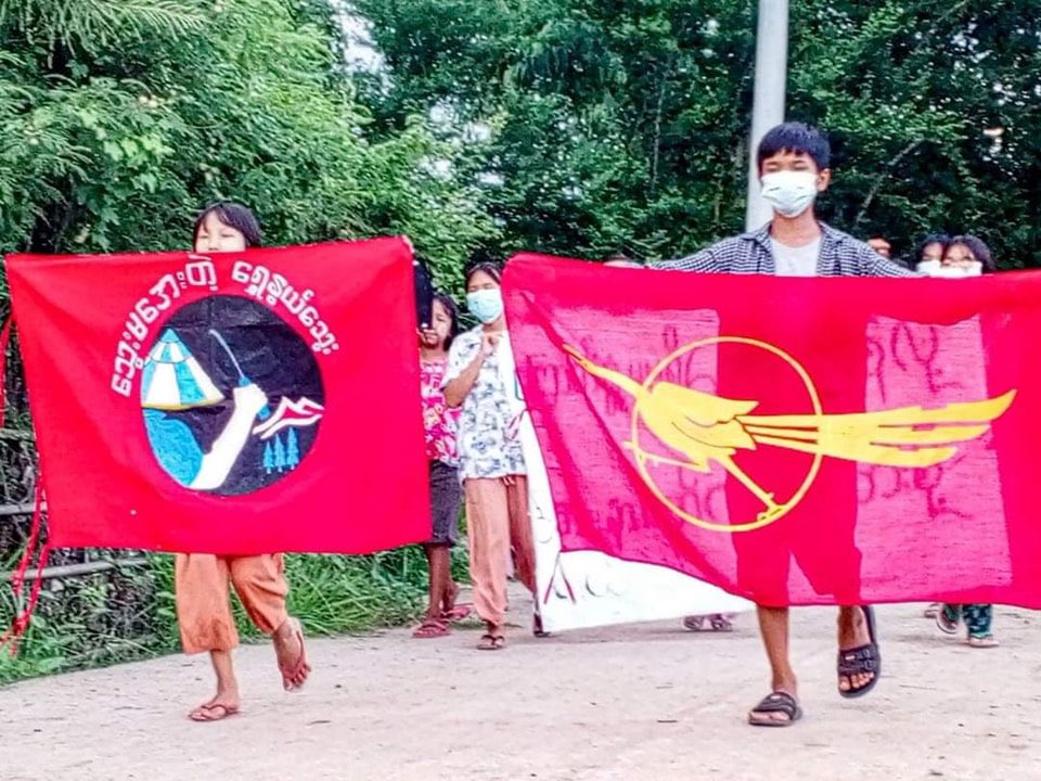 TTFR__Myanmar's tweet photo. The determined civilians continued their daily protest in #YinMarBin, #Sagaing. #HelpMyanmarIDPs
#2023Aug27Coup
#WhatsHappeningInMyanmar https://t.co/gyvEYV8RSU