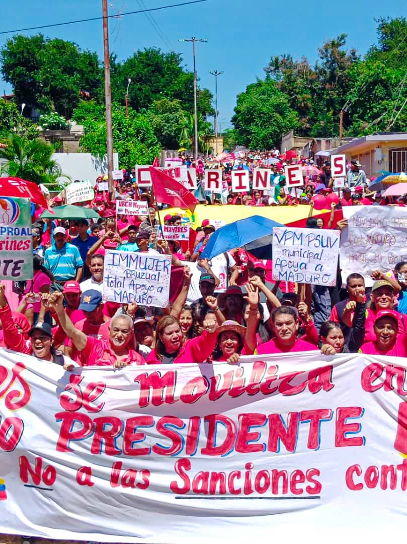 Se realizó una movilización del pueblo de la parroquia Clarines, municipio Manuel Ezequiel Bruzual en el estado Anzoátegui, en apoyo a la reelección del presidente Nicolás Maduro. <a href="/NicolasMaduro/">Nicolás Maduro</a> <a href="/PartidoPSUV/">PSUV</a> #TierraDePaz