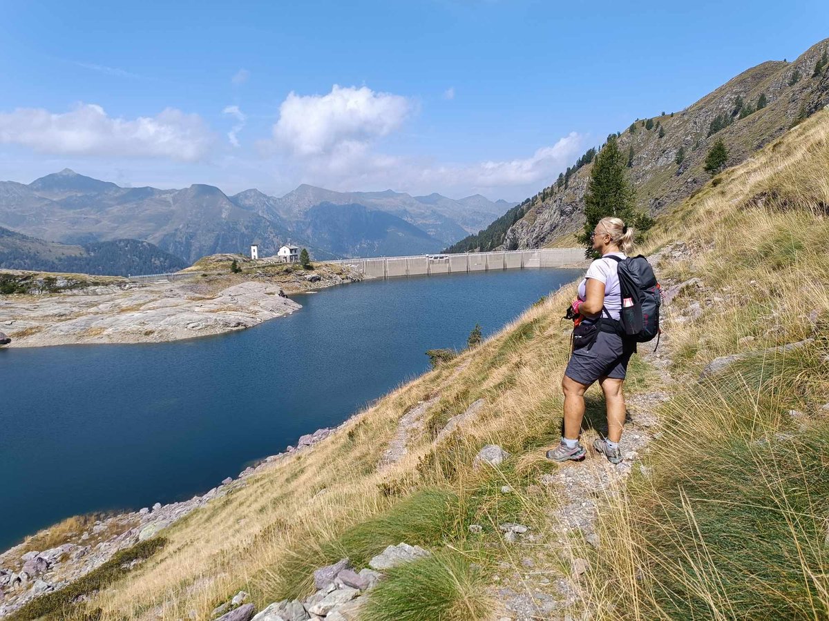 Saliinvetta's tweet photo. 📍Il bellissimo Lago Pescegallo, in Valgerola
Un luogo meraviglioso 😍😍
Quanti di voi ci sono stati ?
https://t.co/9UMITknm4P
#pescegallo #valgerola https://t.co/aM1YgyXhpB
