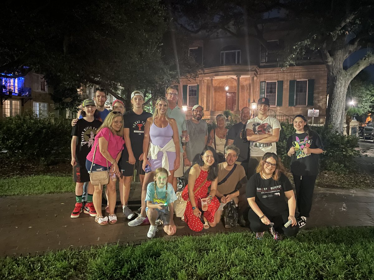 WitchingHourSav's tweet photo. We were blessed with great guests on our #savannah tours last night. Thanks for choosing us! Please do come back and see us. #ghosts #haunted #historicsavannah #visitsavannah #paranormal #paranormalinvestigator #ghosthunting #ghosthuntingequipment #ghosttours #ghosthunt https://t.co/RTqXBtoPFi