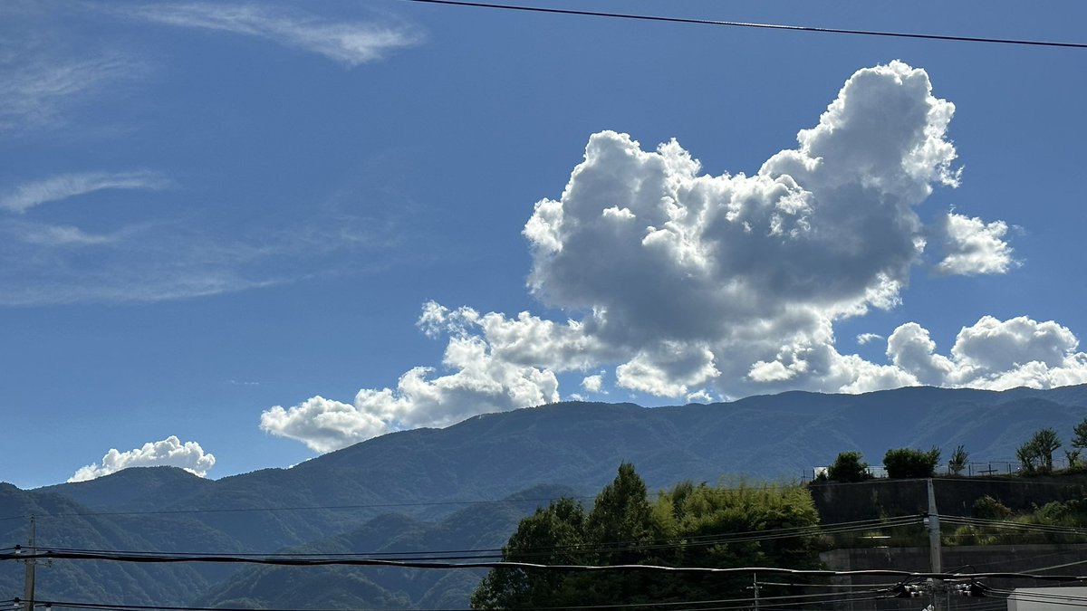 Hisawa5's tweet photo. 良い空だった https://t.co/ffawIIldvy