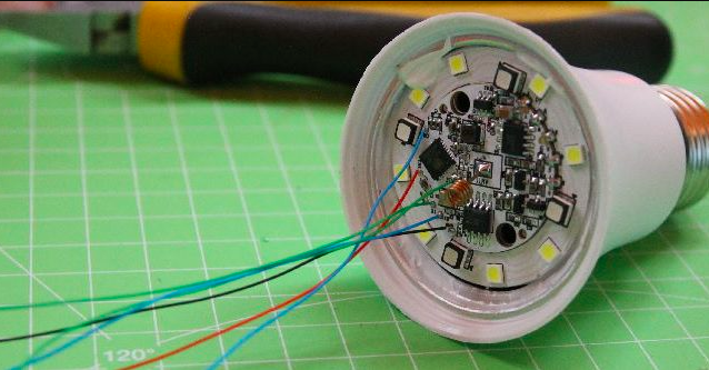 amrstech's tweet image. SciTechNews #33

TP-Link&apos;s Tapo smart bulb found to be vulnerable to hackers !!

#technology 
#smartbulb
#Hacking 
#tplink