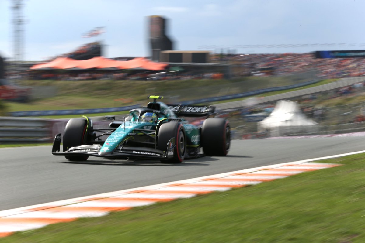 AstonMartinF1's tweet photo. Back into P3! 🔥

A race down the home straight and a dive around SAI sees Fernando back up into the top 3, COME ON!

#DutchGP https://t.co/rQtro4tXpE