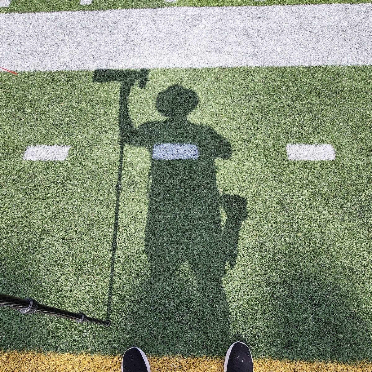 My typical silhouette this time of year....IYKYK. 
#sportsphotographer #footballphotographer #soccerphotographer #fieldhockeyphotographer #rugbyphotographer