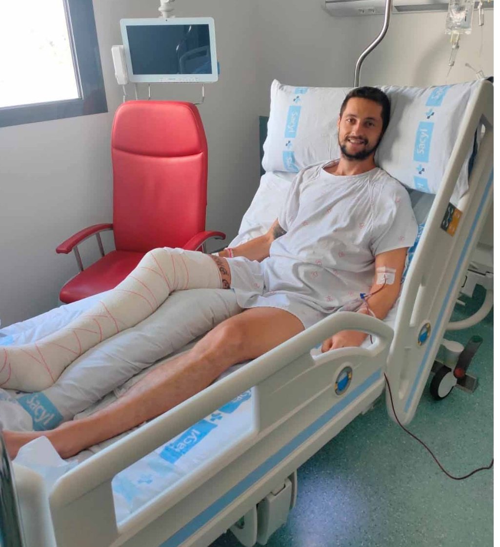 SocuelloAtl's tweet photo. Vamos Capi, ya lo tienes casi hecho, paso lo mas duro, ahora ya a pensar en acortar plazos, para uno de socuello esto no es nada, fuerza...
@AtcoBembibre https://t.co/fDYoRW0UEg