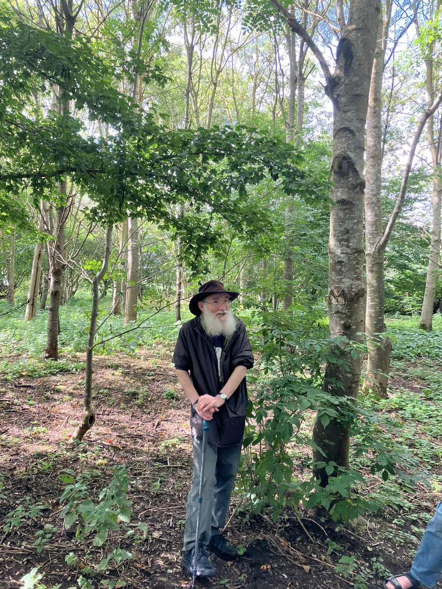 BurgessField's tweet photo. We’re extremely grateful to Dr Keith Kirby for leading Friends on a fantastic walk around Burgess Field yesterday!

We identified many trees and shrubs and learnt how the species on site may change in future due to factors including climate change and disease. https://t.co/ZerpMv5ErQ