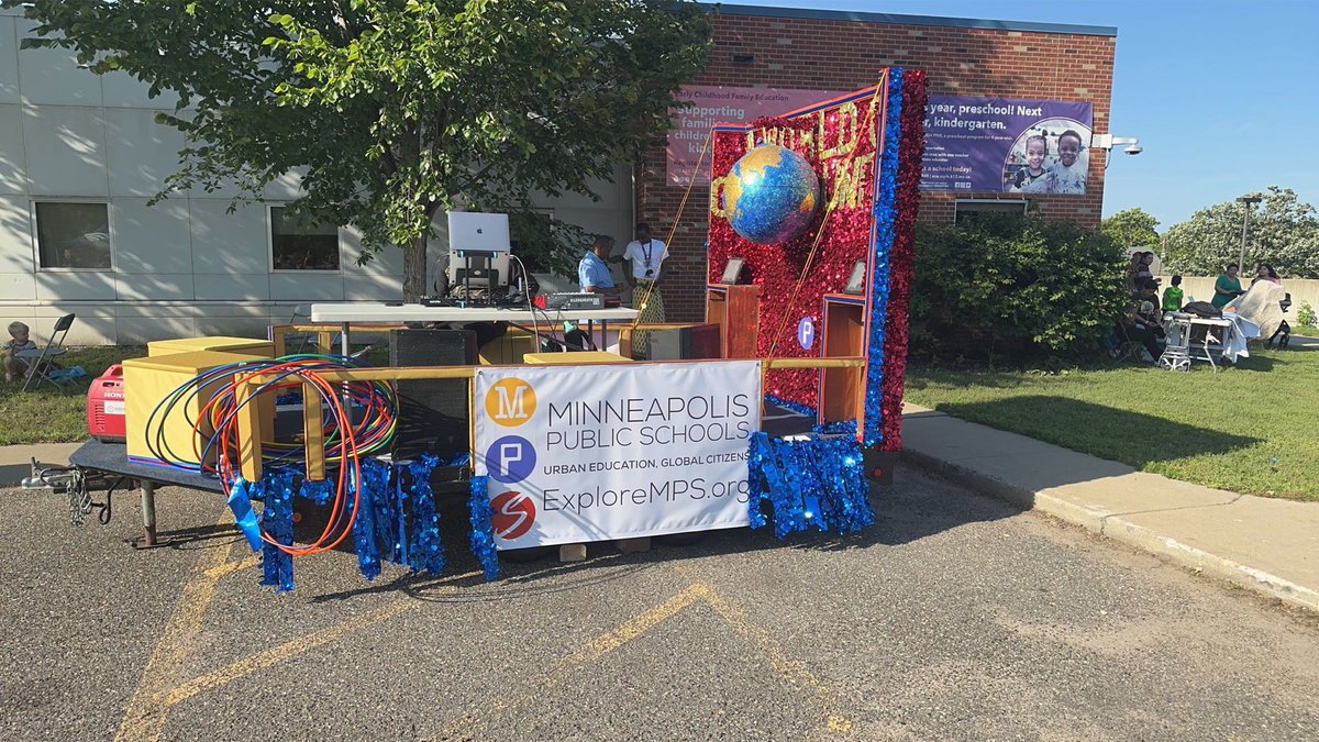 HiddoSoor's tweet photo. August 16th Hiddosoor Showcases at the Minneapolis Public Schools’s Multicultural Day Opening https://t.co/6tiorbu9SL