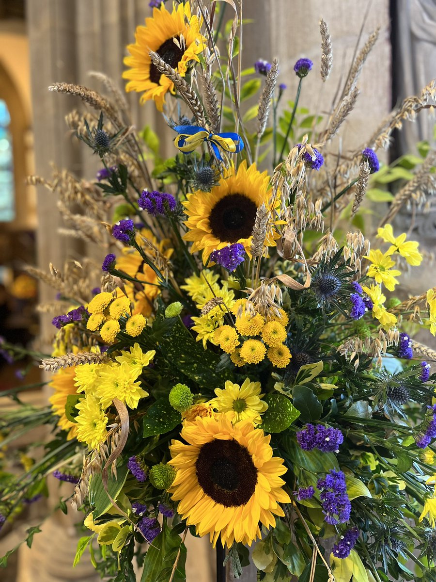 Some beautiful floral displays at St Andrews Church, Whissendine for their flower festival 🌺🪻

Some of the displays even included some Stapleford wheat, oats and barley, it’s never looked so pretty! 🌾

Make sure you head down to the Produce Stall tomorrow 🌱 🍅🫛
