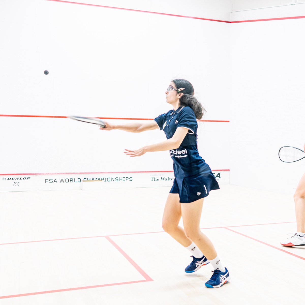 Three wins for #TeamDunlop on day one in Paris 👏

Congratulations to <a href="/Aifaazmann/">Aifa</a>, <a href="/KatieMalliff123/">Katie Malliff</a> and <a href="/amina_orfi/">Amina Orfi</a> who progress to RD2 of #ParisSquash