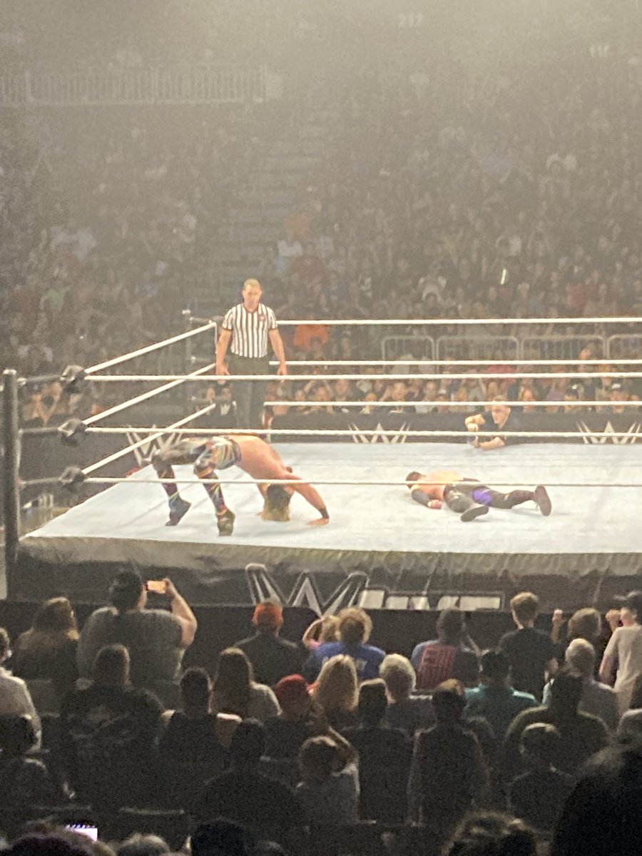 ObsidianRoze's tweet photo. Last night was beyond words. Myself and @justcallme_crow  went to #WWECapeG to end the night @WWERollins came out and had a beautiful match with @FinnBalor, won and us as a whole had a moment. Thank you Seth for letting us all have that moment. #WWE #RIPBrayWyatt https://t.co/pAnUy4PDUa