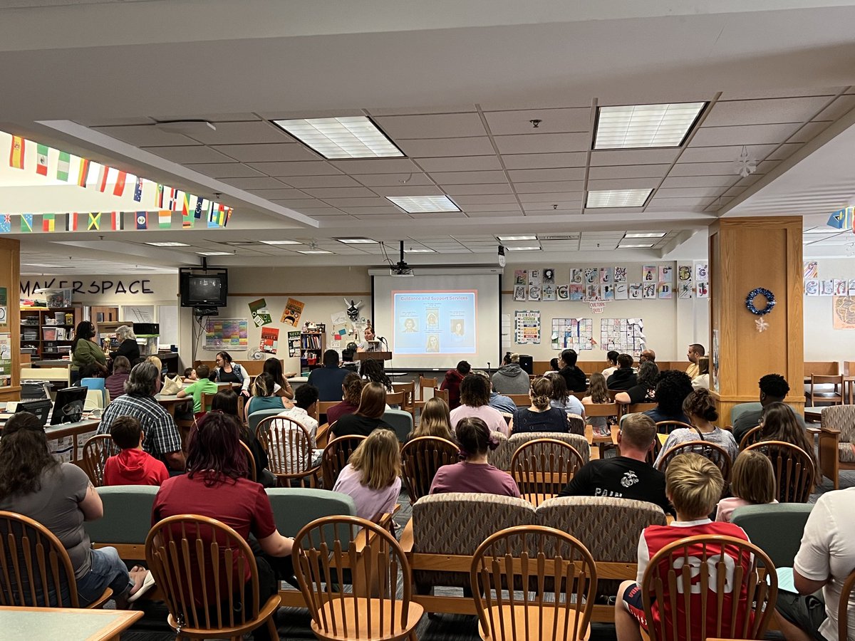 ELPSDistrict's tweet photo. We had a great time welcoming new students and families last week at BPMS.  Really looking forward to welcoming back all of our staff on Monday and all of our students on Wednesday next week. #schoolisopen https://t.co/srx0ETYuab