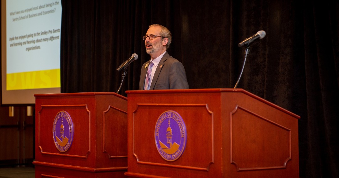 SentrySchool's tweet photo. Calling all students! Our fearless leader is eager to see each and every one of you! 💪🎓 #SentrySchool #UWSP https://t.co/u1LMxpKRsF