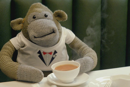 NemoFlexi's tweet photo. @GothKittyMoon This leaf looks like the Pg tips monkey. https://t.co/NEa8PtWiDe